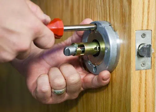 Super Locksmith Services Imperial Beach, CA 619-210-7030 Super Locksmith Services Imperial Beach, CA 619-210-7030 - 29-13